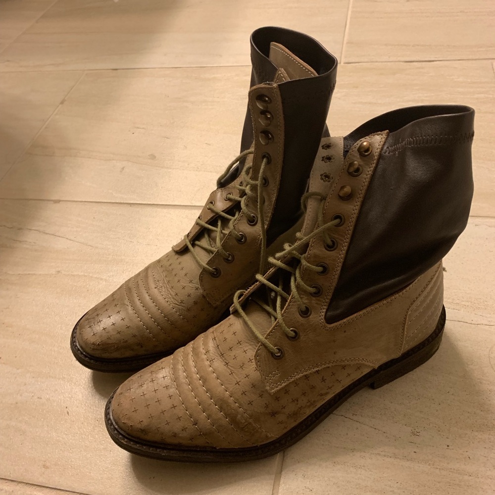 For fall the cutest boots